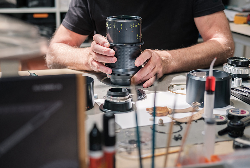 Cine lens repair
